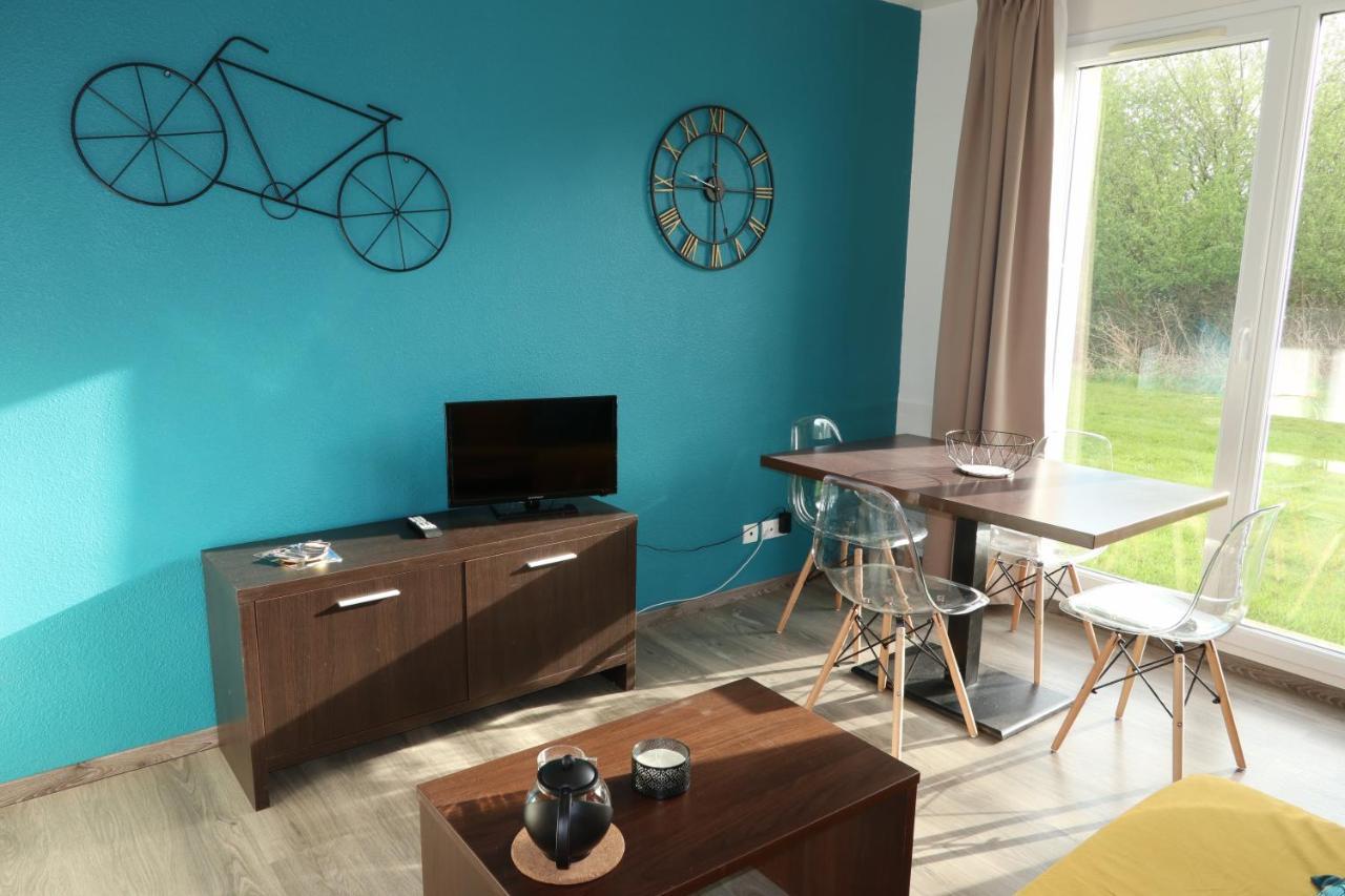 Charmant 2 Pieces Proche D Honfleur, Piscine En Saison, Parking Gratuit, Wifi エクモヴィル エクステリア 写真